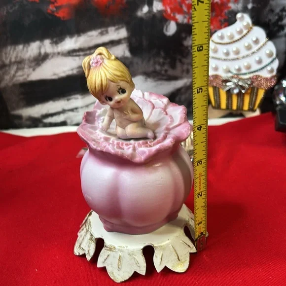 Vintage Aladdin Giftware Baby On Flower Nightlite - Picture 3 of 6